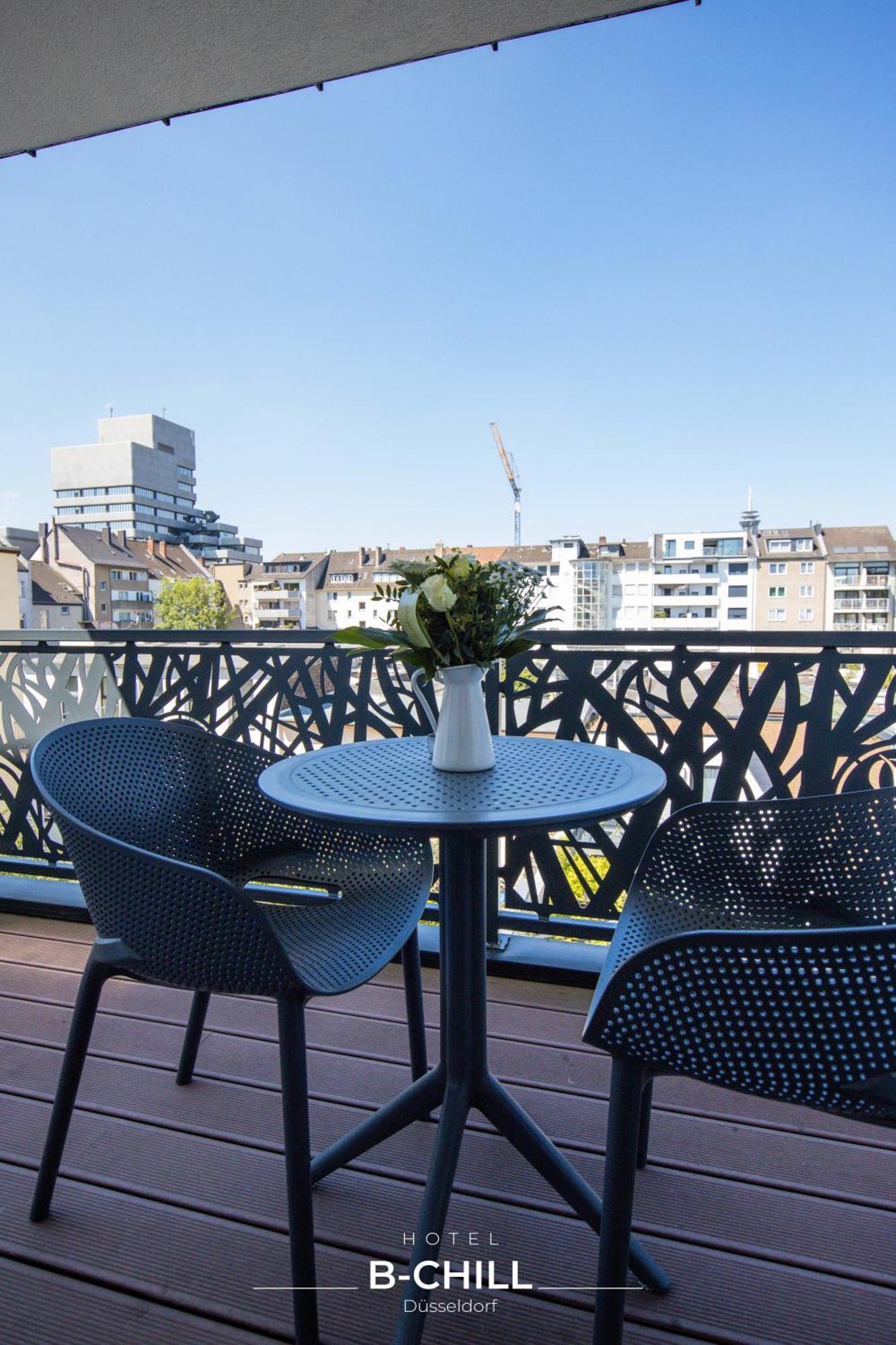 B-Chill Dusseldorf Otel Dış mekan fotoğraf