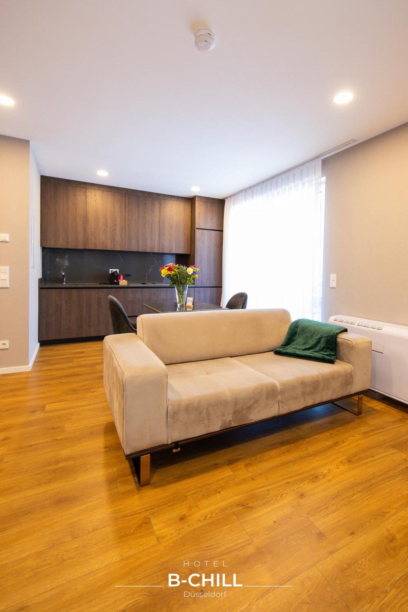B-Chill Dusseldorf Otel Dış mekan fotoğraf